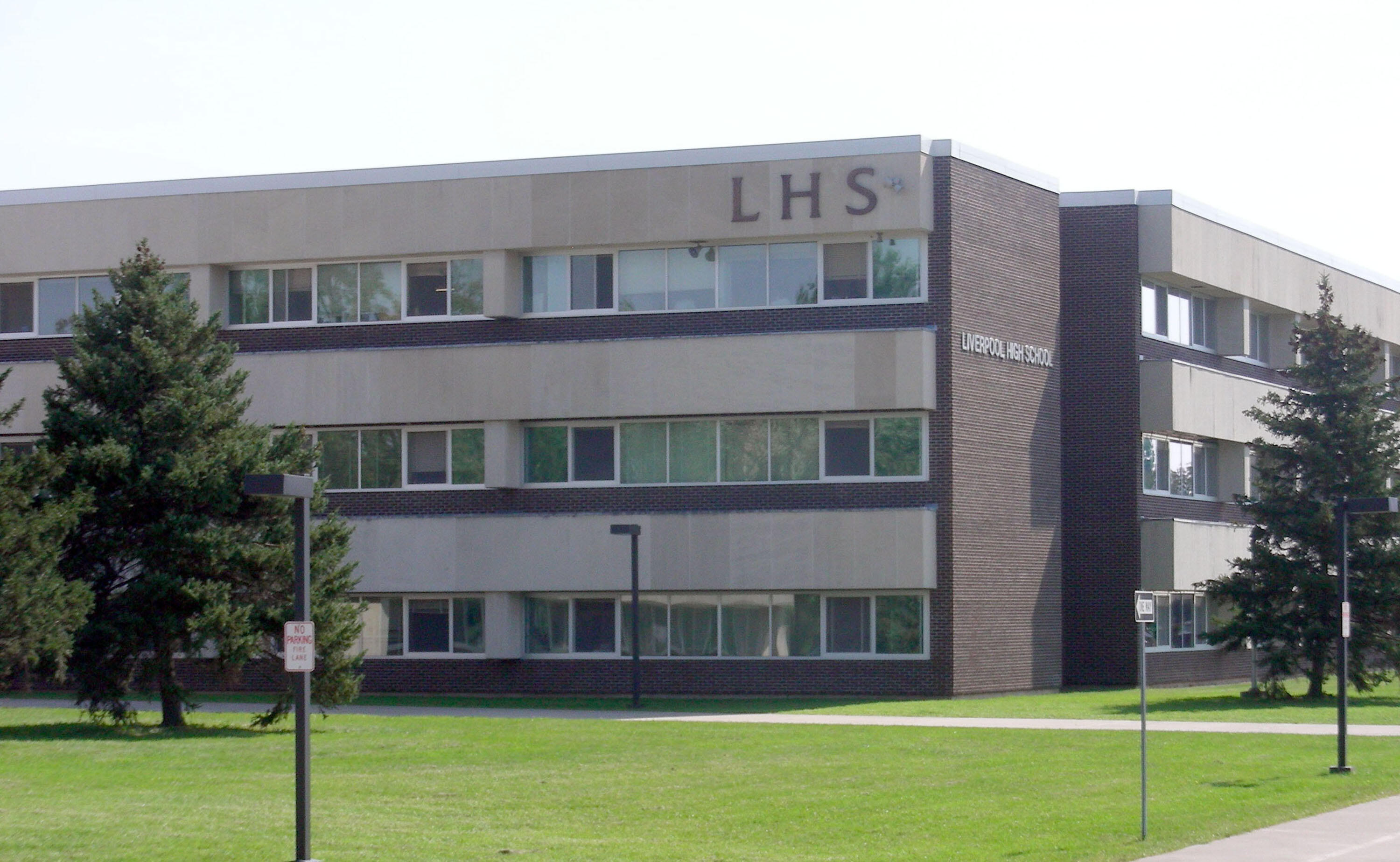 ̽ѡ High School Building